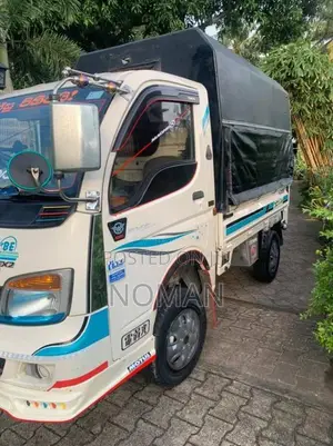 Tata Dimo Batta 2015 Lorry (Used)