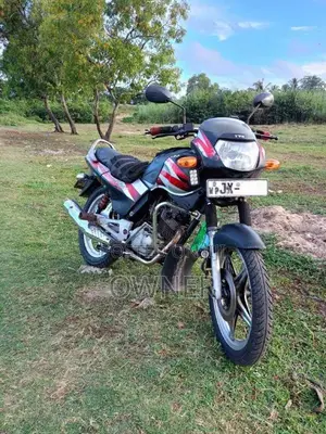TVS GLX 2004 Motorbike (Used)