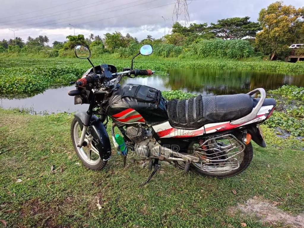 TVS GLX 2004 Motorbike (Used)