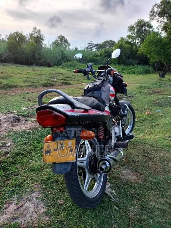 TVS GLX 2004 Motorbike (Used)