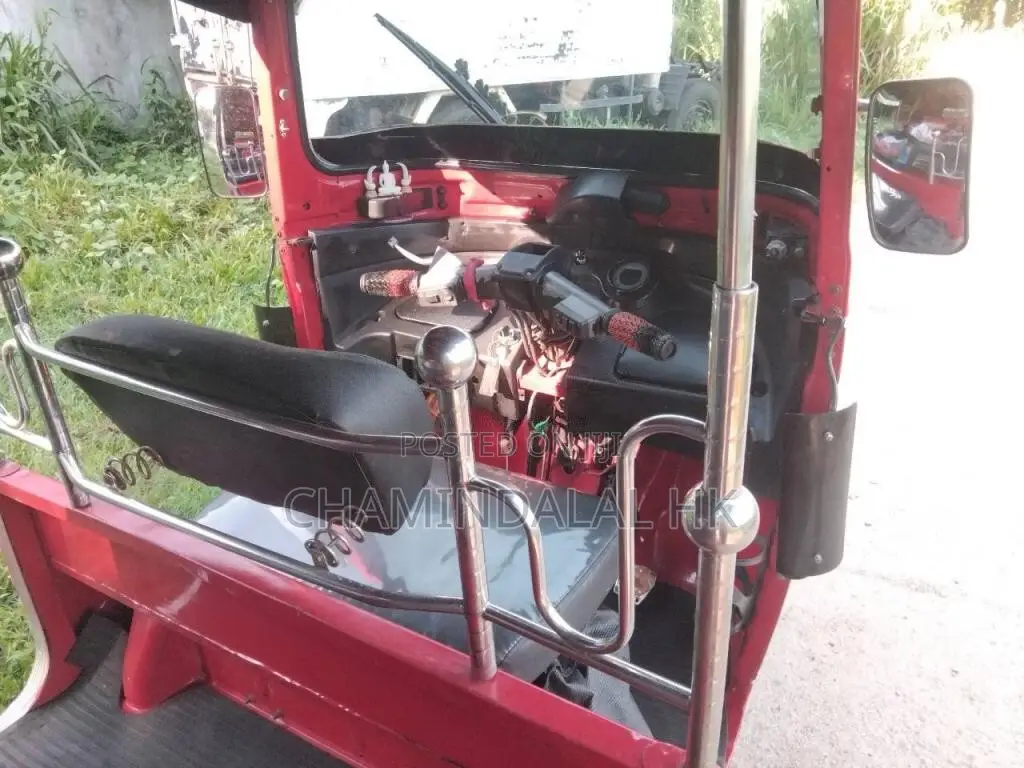 Bajaj 4 stroke 2014 Three Wheel (Used)