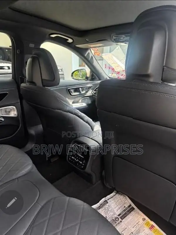 Mercedes Benz E350 E350e Plug in 2025
