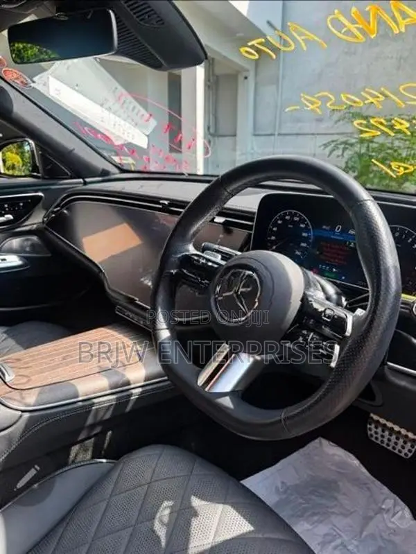 Mercedes Benz E350 E350e Plug in 2025