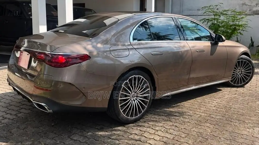 Mercedes Benz E350 E350e Plug in 2025