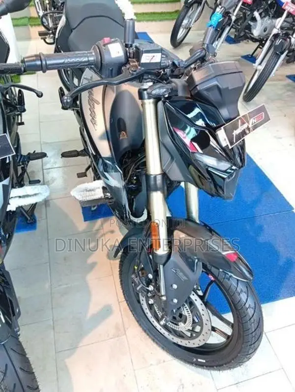 Bajaj Pulsar N160 Premium 2026