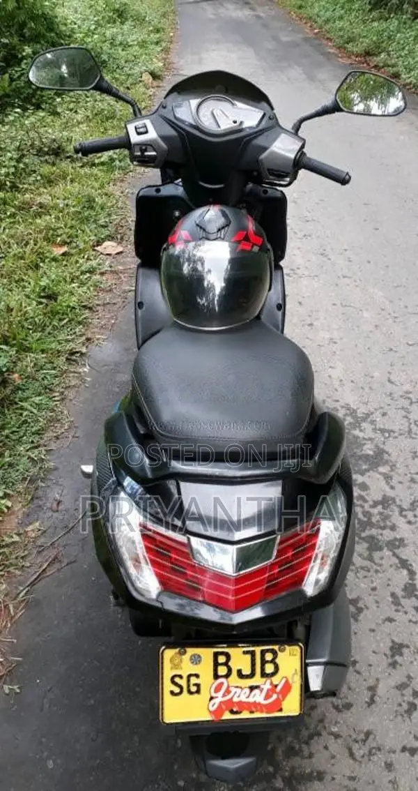 Hero Maestro Edge 2021 Motorbike (Used)