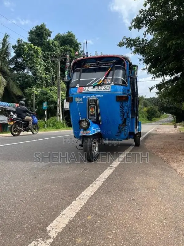 Bajaj RE 2006 Three Wheel (Used)