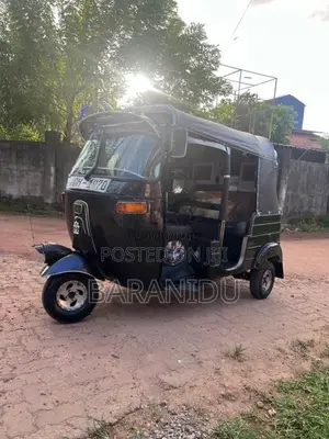 Bajaj 2 stroke 2006 Three Wheel (Used)