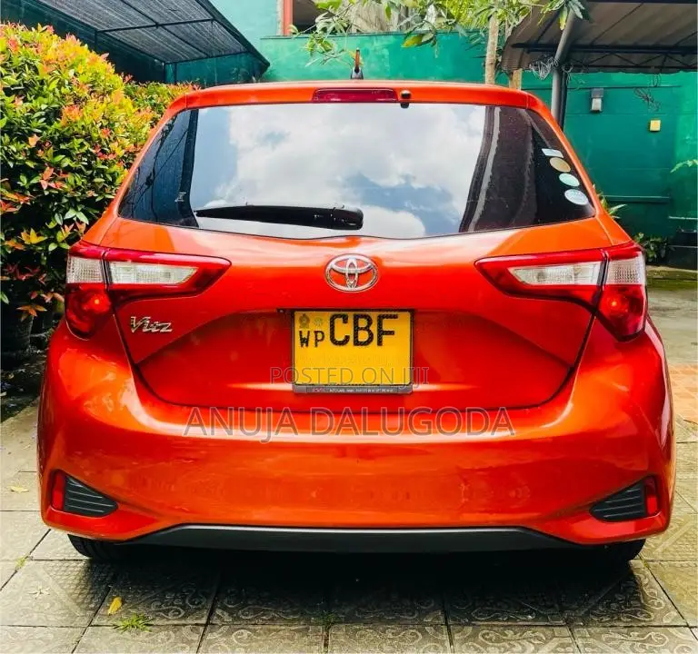 Toyota Vitz Safety 2017 Car (Used)