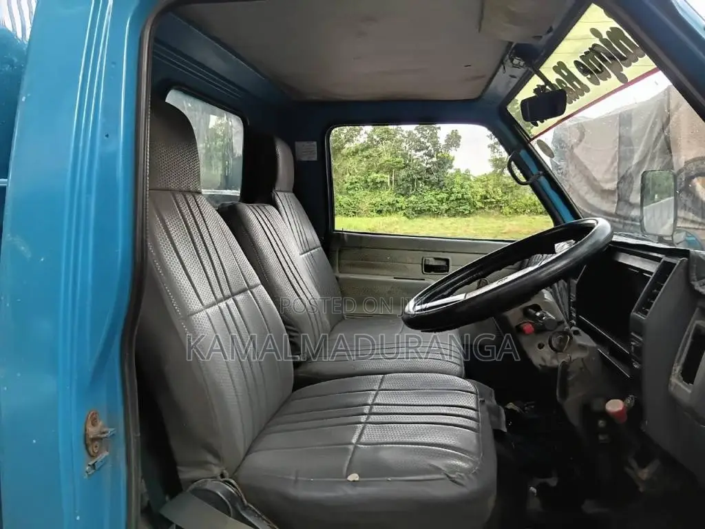 Isusu24vLorryFaceForSale for Lorry