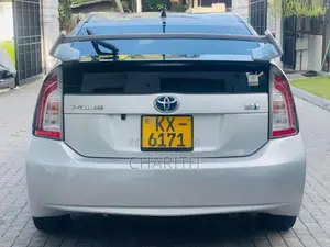 Toyota Prius 2012 Car (Used)