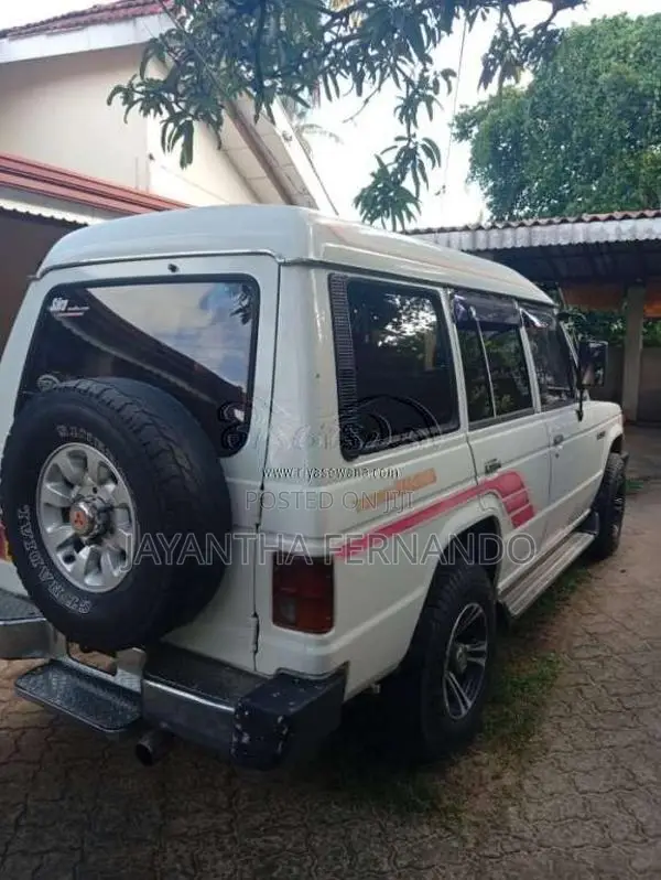 Mitsubishi Pajero 1988 SUV (Used)