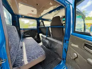 Isuzu Crewcab 2008 Crew Cab (Used)