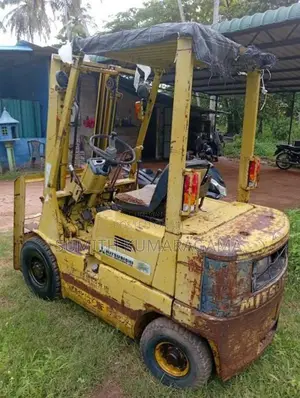 Mitsubishi Forklift 2000 Heavy-Duty (Used)