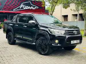 Toyota Hilux Revo 2017 Pickup (Used)
