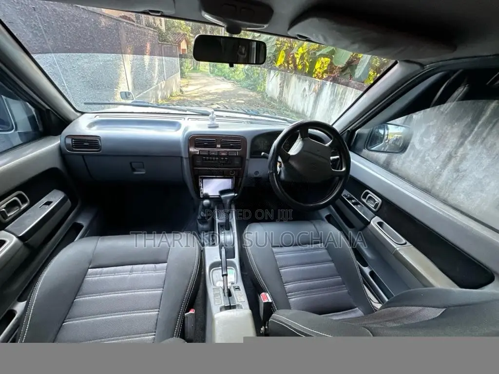 Nissan D22 2004 Pickup (Used)