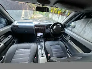 Nissan D22 2004 Pickup (Used)