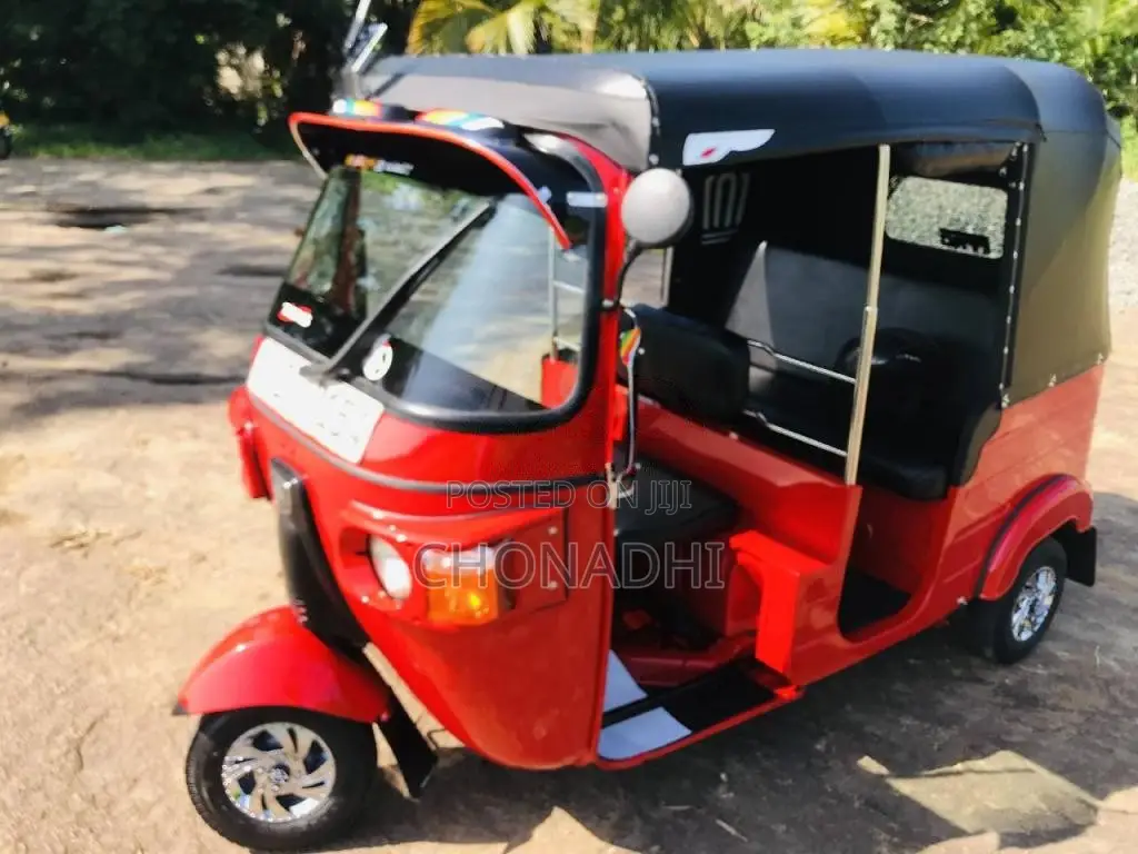 Bajaj Re 2011 Three Wheel (Used)