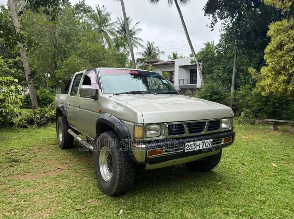 Nissan D21 1996 Pickup (Used)