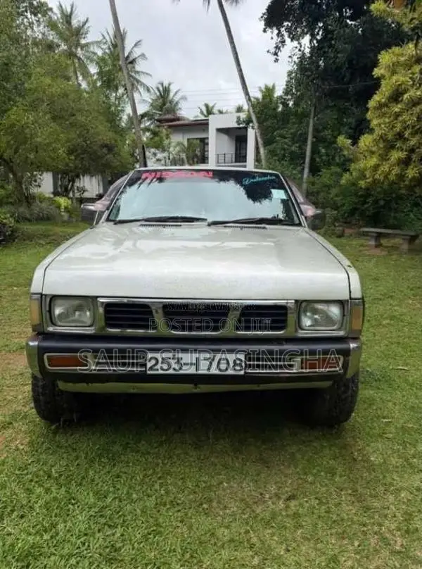 Nissan D21 1996 Pickup (Used)
