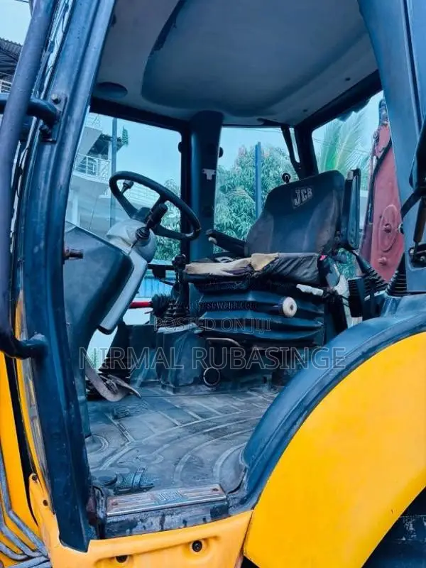 JCB P21 2003 Heavy-Duty (Used)