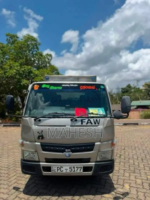 FAW CrewCab 2013 Crew Cab (Used)