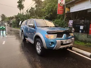 Mitsubishi L200 4WD 2007 Pickup (Used)