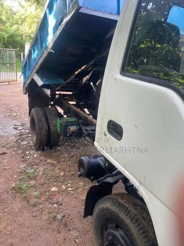 Isuzu Tipper 2007 Lorry (Used)
