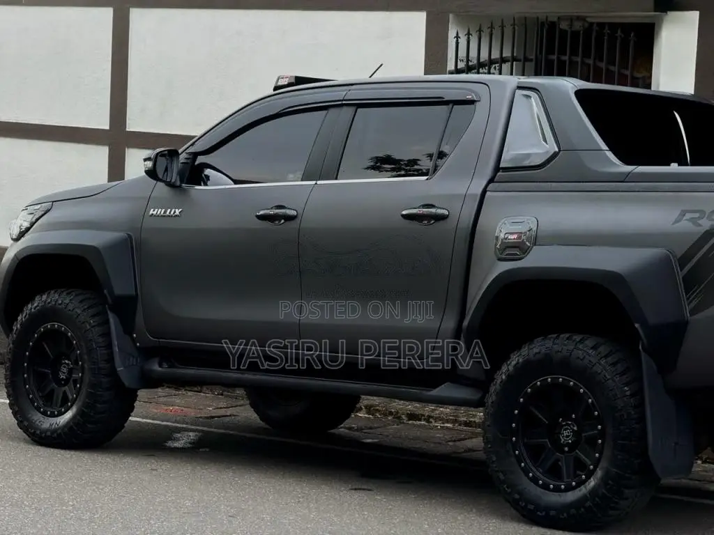 Toyota Revolution 2016 Pickup (Used)
