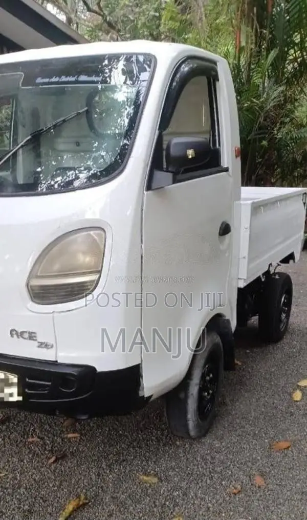 Tata Dimo Batti 2012 Lorry (Used)