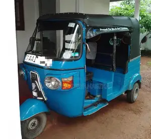 Bajaj RE 205 2013 Three Wheel (Used)