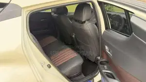 Toyota CHR NGX50 2017 SUV (Used)