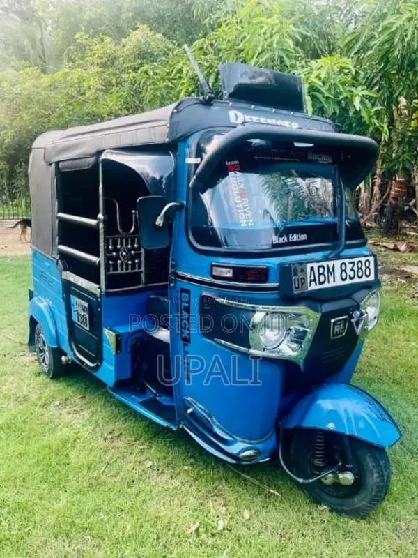Bajaj 4 Stroke 2016 Three Wheel (Used)