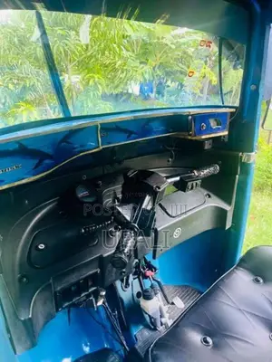 Bajaj 4 Stroke 2016 Three Wheel (Used)
