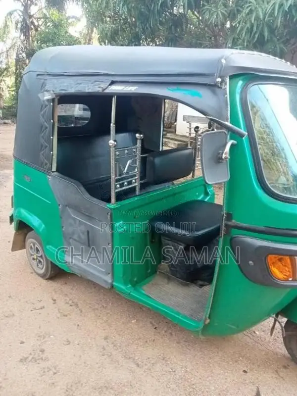 TVS KING 2014 Three Wheel (Used)