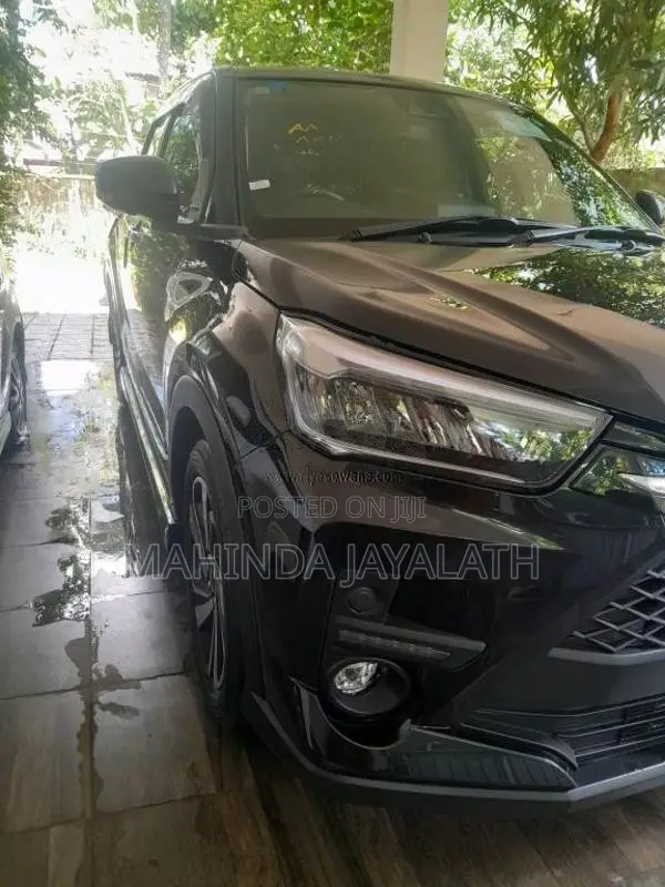 Toyota Raize 2023 SUV (Used)