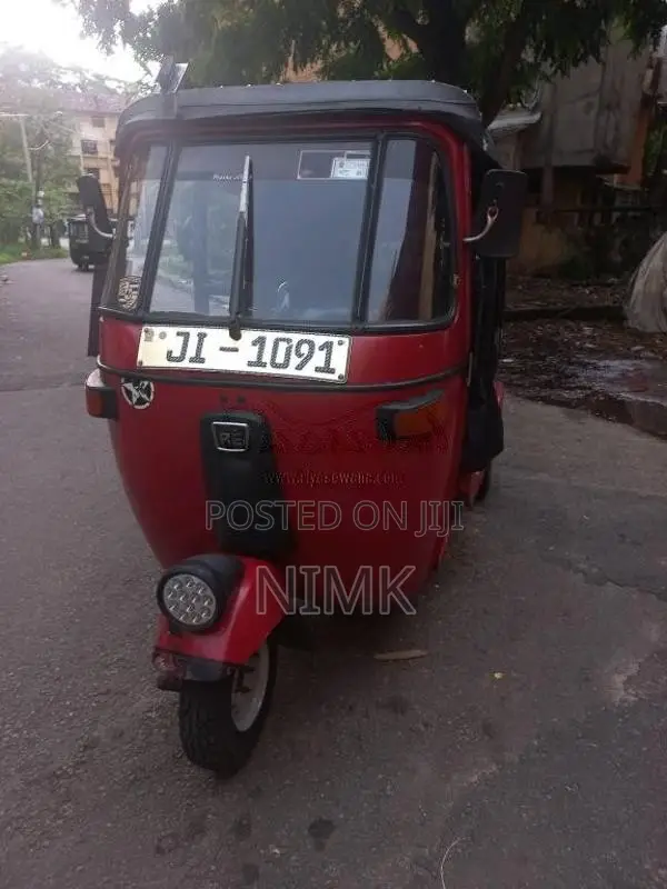 Bajaj RE 2 Stroke 2004 Three Wheel (Used)
