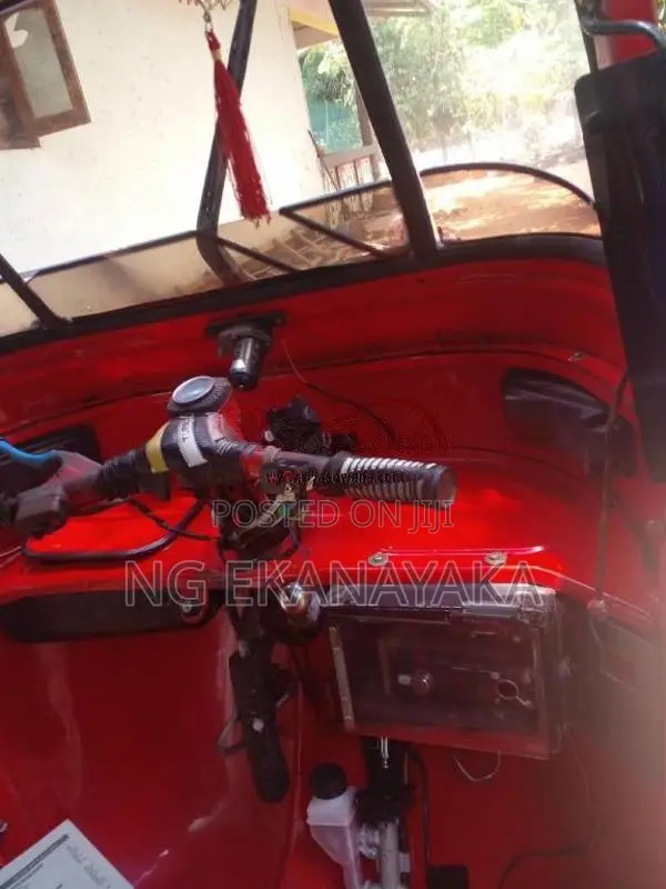 Bajaj RE 1988 Three Wheel (Used)
