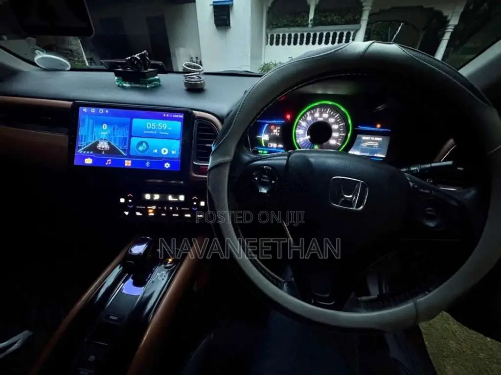 Honda Vezel 2016 SUV (Used)