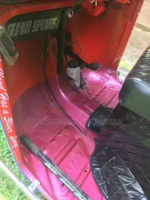 Bajaj 2 Stroke 2006 Three Wheel (Used)