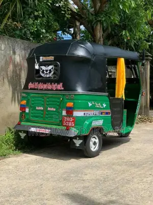 Bajaj RE 1996 Three Wheel (Used)