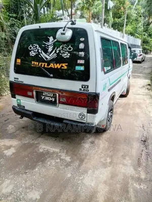 Nissan Caravan 1997 Van (Used)