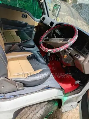 Nissan Caravan 1997 Van (Used)