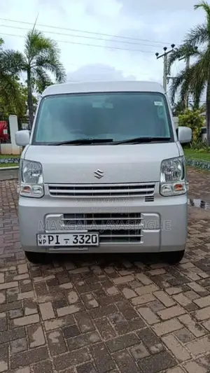 Suzuki Every 2017 Van (Used)