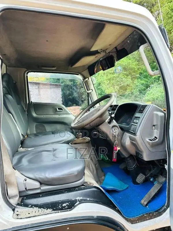 Mazda Titan 2000 Lorry (Used)