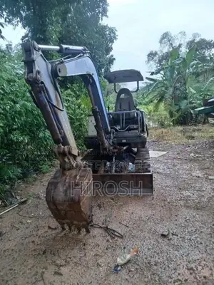 Mitsubishi MM 30 B 2018 Heavy-Duty (Used)