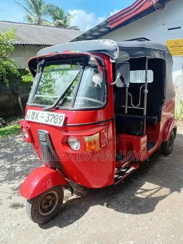 Bajaj RE 2010 Three Wheel (Used)