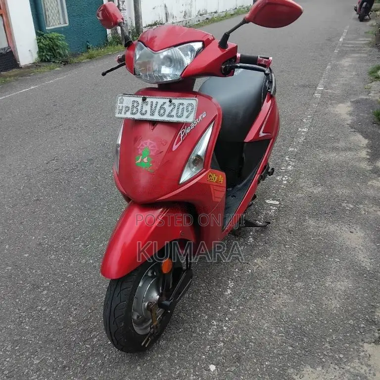 Hero Pleasure 2015 Motorbike (Used)
