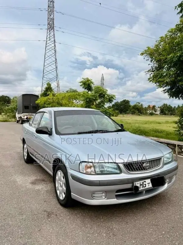 Nissan FB15 2000 Car (Used)