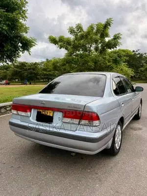 Nissan FB15 2000 Car (Used)